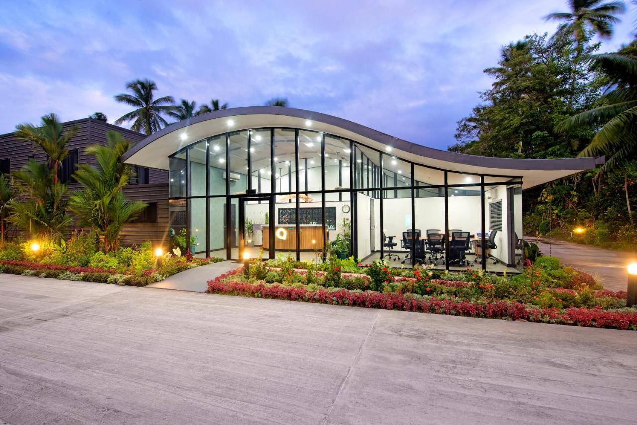 Ultiqa Fiji Palms Beach Resort Pacific Harbour Esterno foto